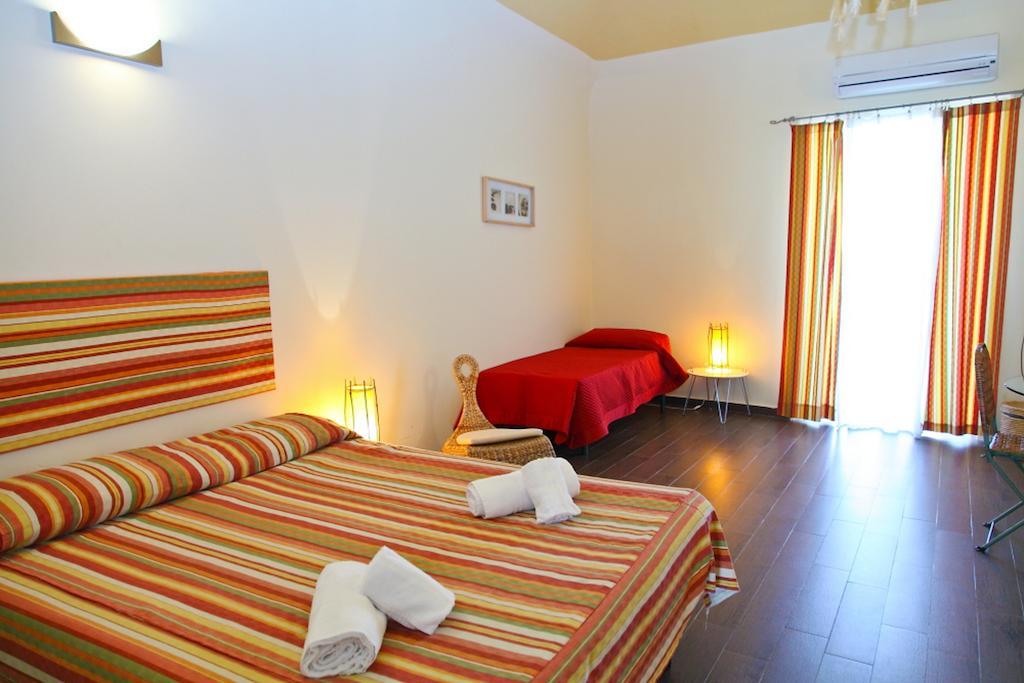 Porto Salvo Apartments - By Vacation Service Cefalú Exterior foto